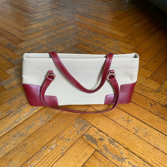 BCBG Max Azria Tan Canvas Red Leather Vintage Shoulder Bag - Picture 3 of 13